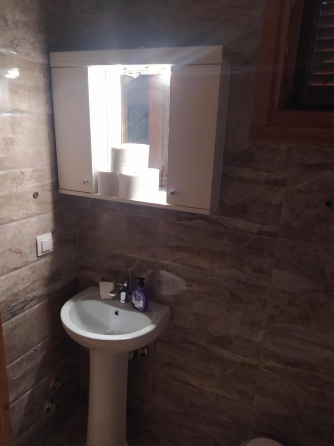 Studios Efi Beach วูร์วูรู ภายนอก รูปภาพ